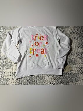 White Candy Corn Trick or Treat Sweatshirt Ladies Size XL New with Tags